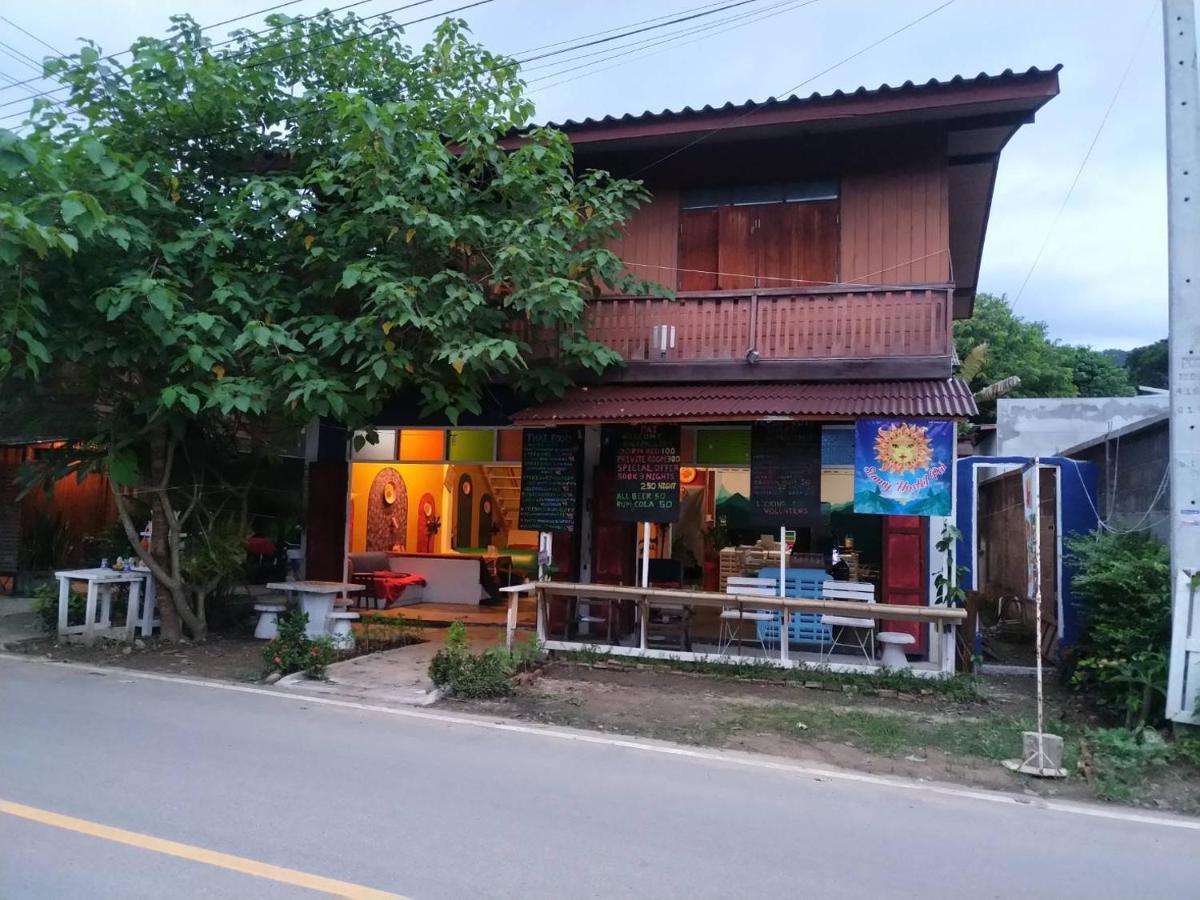 Sunny Hostel Pai Exterior foto